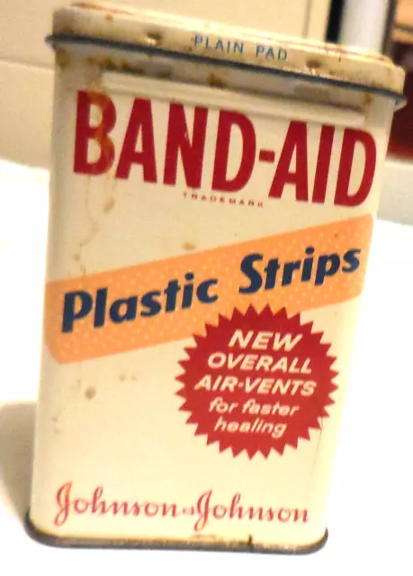 1 Band - Aid Plastic Strips Johnson & Johnson Tin Can Plain Pad USA bandaids VTG