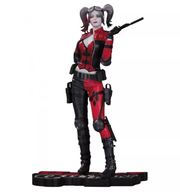 DC Direct Statue Harley Quinn Red, White And Black Statue Injustice 2