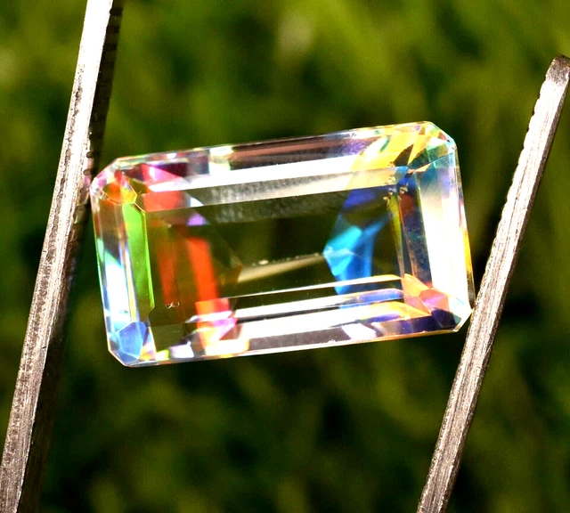 PIERRE PRÉCIEUSE CERTIFIÉE naturelle à quartz mystique arc-en-ciel