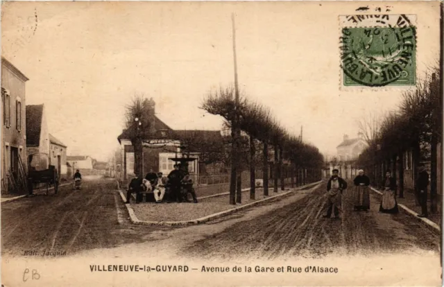 CPA AK VILLENEUVE-la-GUYARD - Avenue de la Gare et Rue d'Alsace (659000)