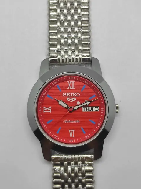 Seiko 5 Automatic watch 17jewel Red Color Face dial Running Order wrist watch