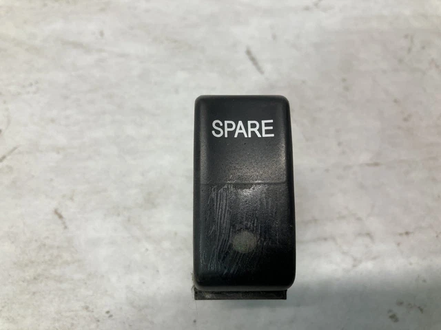 Kenworth T600 SPARE Dash/Console Switch - Used | P/N P27104007