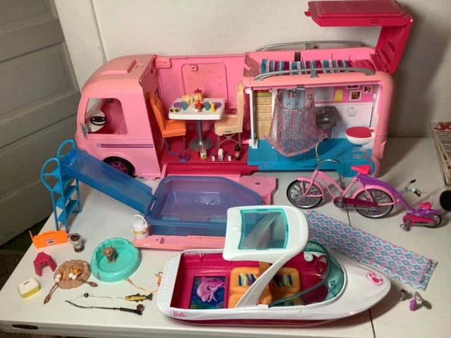 Barbie sales camper 2017