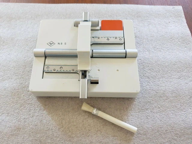 Colleuse Vintage AGFA KLEBEPRESSE N8S Super 8 8MM Film Splicer