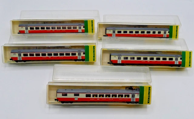 Voiture grandes lignes B10, SNCF - MiniTrix 18466 - échelle N