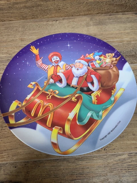 Vintage McDonalds Ronald Santa Claus Sleigh Christmas Holiday Plate 1997