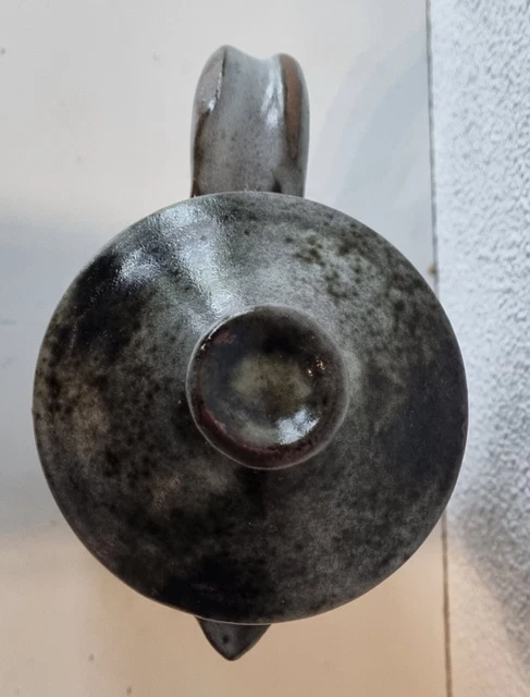 Belle verseuse en grès vernissé, oiseau stylisé, signature à décrypter 8