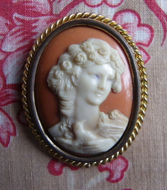 Broche Ancienne Camée Bakélite Bleu Et Marron - Portrait De Femme, Vintage