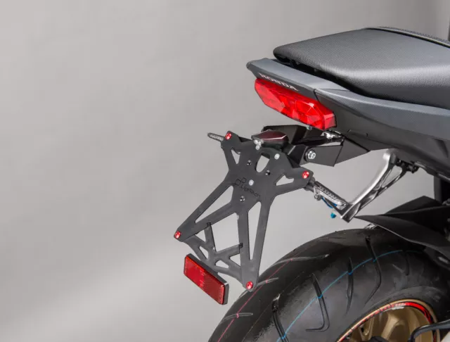 Lightech Portatarga Regolabile + Luce + Catadiottro Honda Cb 650 F 2014-2019