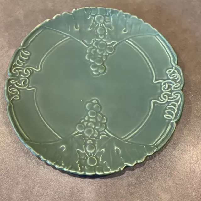 Old Art Nouveau Majolica Pottery Ceramic Plate Green Matte Glaze Grapes READ