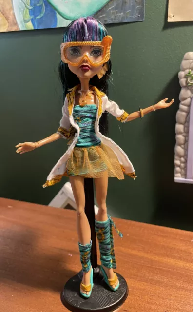 Boneca Cleo De Nile Mad Science Monster High Mattel (04)