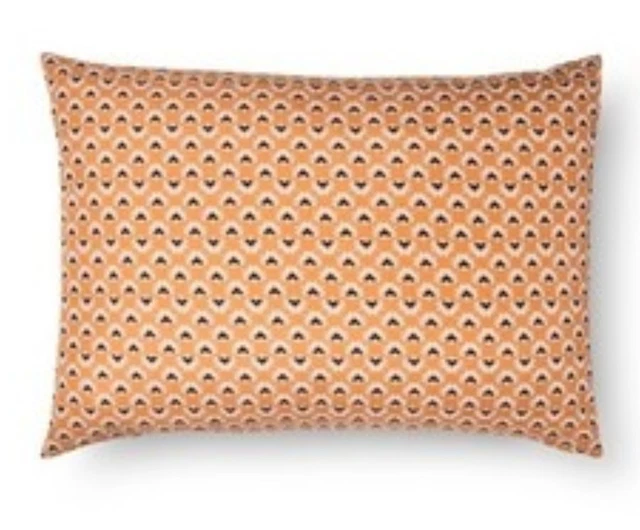 Xhilaration Tan and Black Triangle Southwestern Microfiber Standard Pillowcase Xhilaration Tan and Black Triangle Southwestern Microfiber Standard Pillowcase