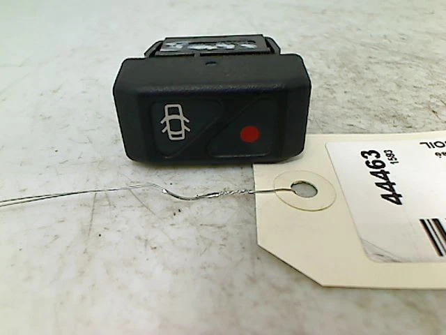 COMMUTATEUR DE VEROUILLAGE CENTRALISEE Renault Clio Diesel (B/C/S/3/657) 1994