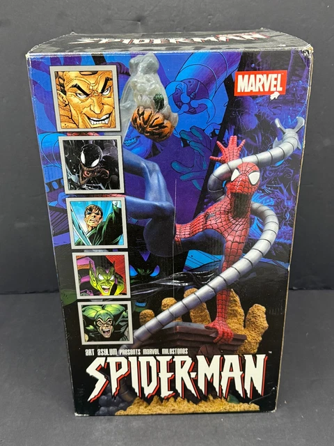 Estatua Spider-Man AS - Marvel