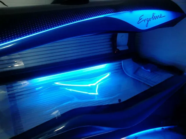 Ergoline 600 Avantgarde Pro Solarium Sunbed Porta de Sol