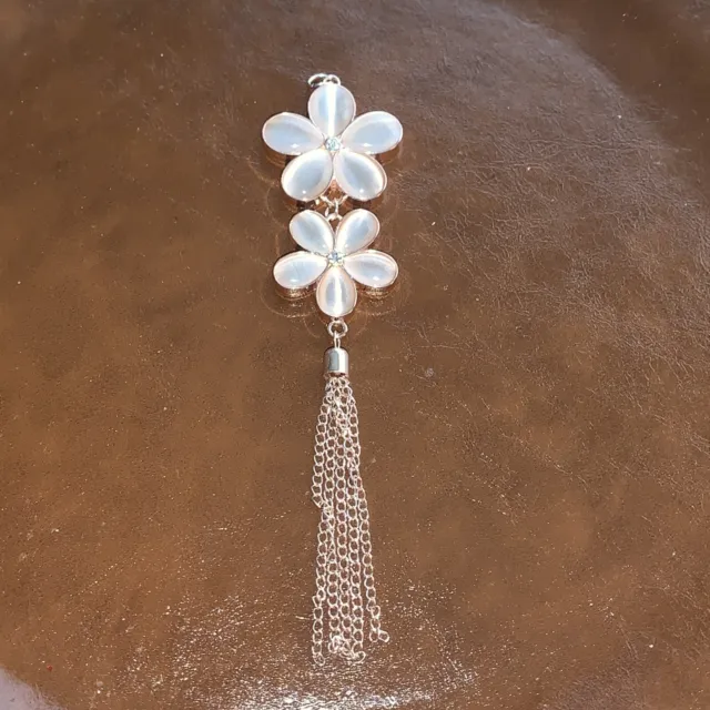 J CREW Necklace Pendant Rose Gold Flower Tassel Accent White Pearl NWOT 💗169