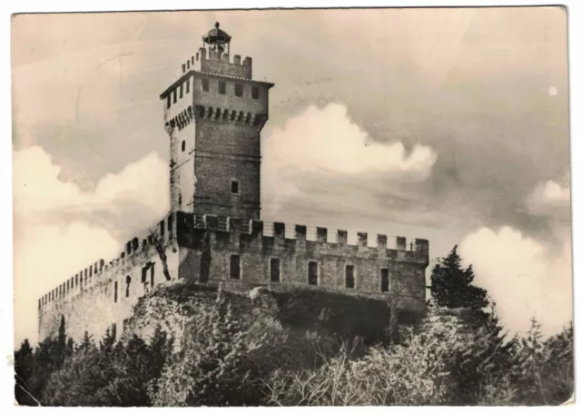 PREDAPPIO FORLI'-ROCCA DELLE CAMINATE - BOLLO ROCCA cartolina viaggiata 1962