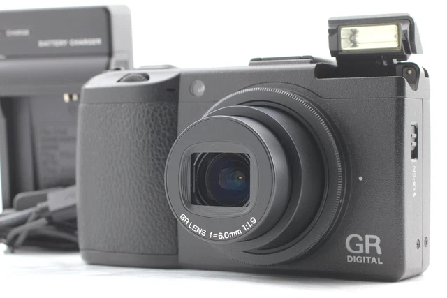 SH : 00009 [MINT] RICOH GR DIGITAL III 3 10.0MP Digital Camera From JAPAN 2