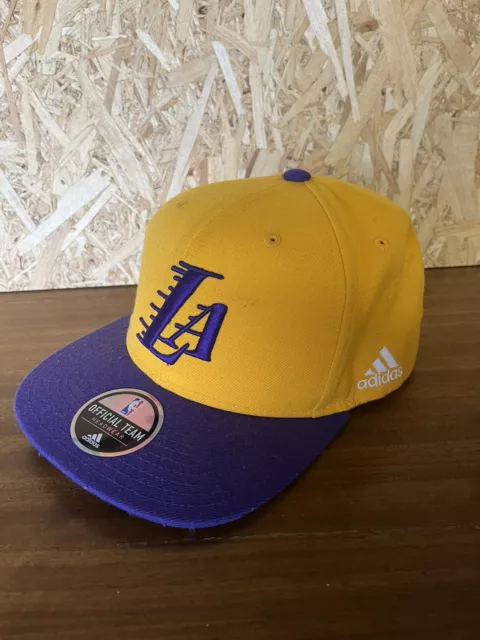NBA LA Lakers x Adidas Mens Snapback Hat Cap Los Angeles Lakers Yellow OSFM