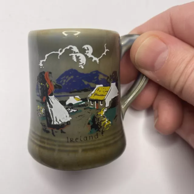 WADE Irish Porcelain Countryside / Farm Scene - Collectible Souvenir Cup Ireland