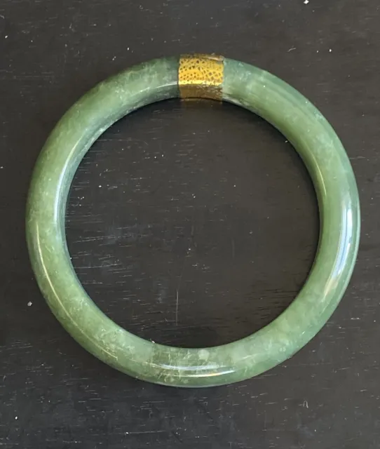 Superb Chinese Hand Carved Translucent Bright Green Spinach Jade Bangle 60mm