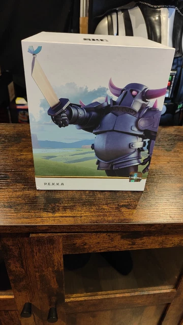 Clash Of Clans P. E. K. K. A. Statue 2016 Gold Variant Supercell Edition Of 500