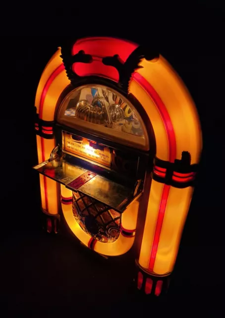 Jukebox Spirit of St. Louis Musikbox mit Beleuchtung retro / Radio / Kassette