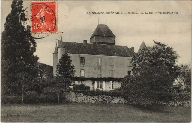 CPA Les Grands-CHEZEAUX - Chateau de la Goutte-Bernard (122428)