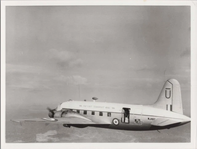 Vickers Valetta C1 Wj497 Vintage Iwm Photo Raf Far East Transport Wing