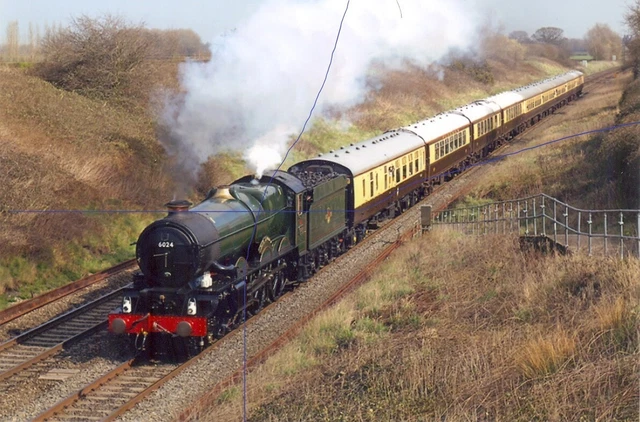 STEAM TRAIN PICTURE Gwr Engine Locomotive Photo King Class 6024 On ...