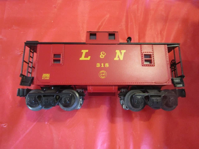 O Gauge Louisville & Nashville Lighted Caboose #318 by Lionel stock #26582 (NL)