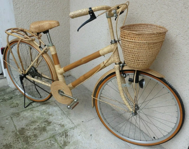Vélo De Ville Vintage PEUGEOT - Ancien, Taille Roue 27.5", 3 Vitesses - Collection / Balade