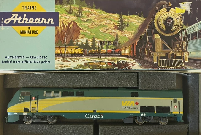 ATHEARN POWERED P42 Via Rail #917 Engine Locomotive Ho Scale Excellent ...