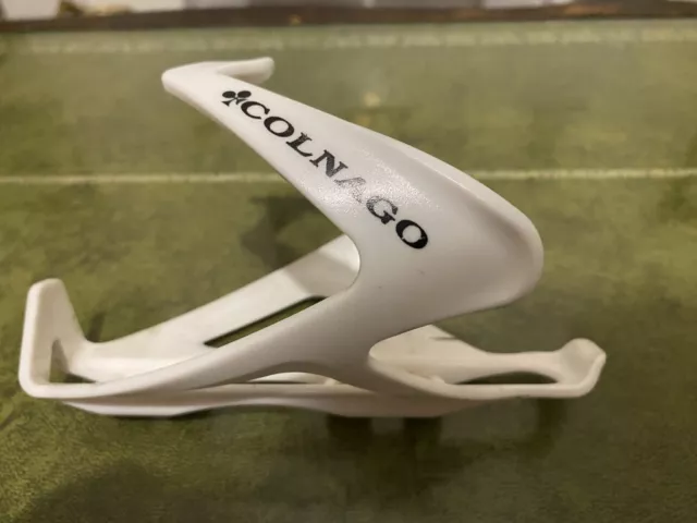 Colnago air outlet bottle cage