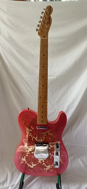 Fender Telecaster "Pink Paisley" Japan E-Gitarre