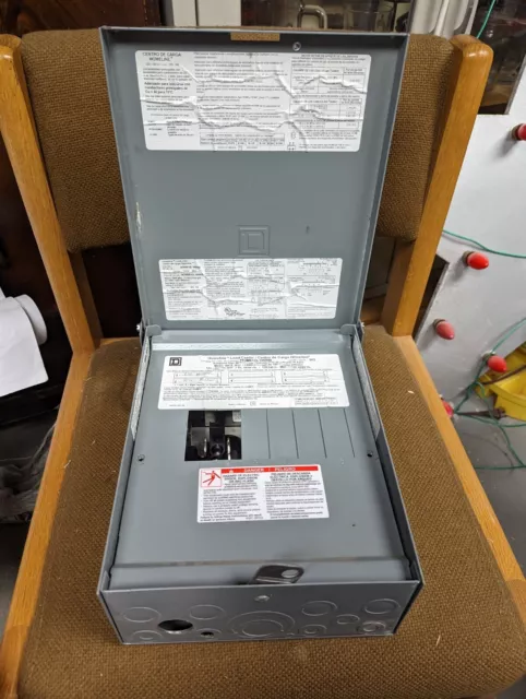 SQUARE D HOM612L100RB 100 AMP 6 Space 12 Circuit 3R Rainproof Load Center