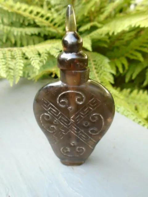 Chinese old jade perfume bottle carved detail to body nice item 3