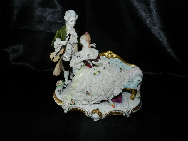 Ancien grand groupe en porcelaine Germany Saxe Dresden signée D. ENDERS