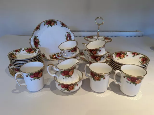 Royal Albert Old Country Roses Tea Set And Cake Stand With Sugar Bowl- 31 Piece