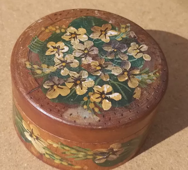 Vintage Old Antique Retro Wood Box Trinket Storage pot tub Lidded small painted