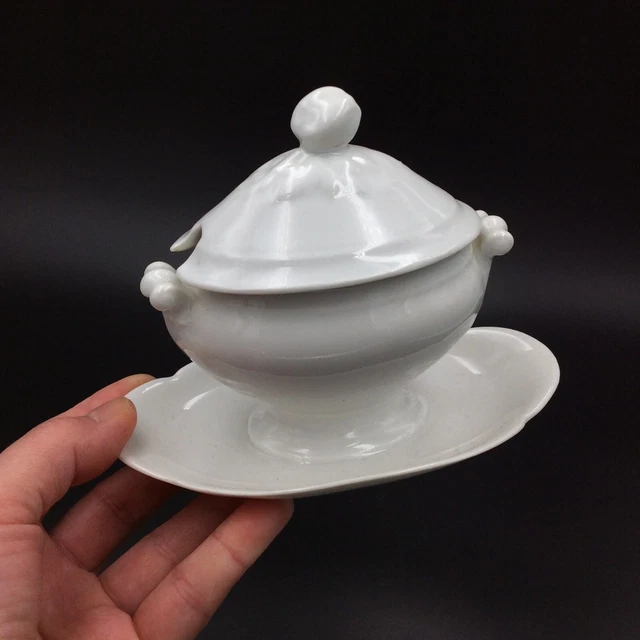 Ancienne Dinette Sarreguemines – Faïence Ivoire, Saucière Et Soupière Enfant