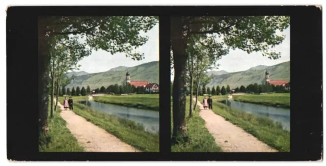 Stereo-Fotografie Fotograf unbekannt, Ansicht Oberammergau, Flusspartie mit Bli
