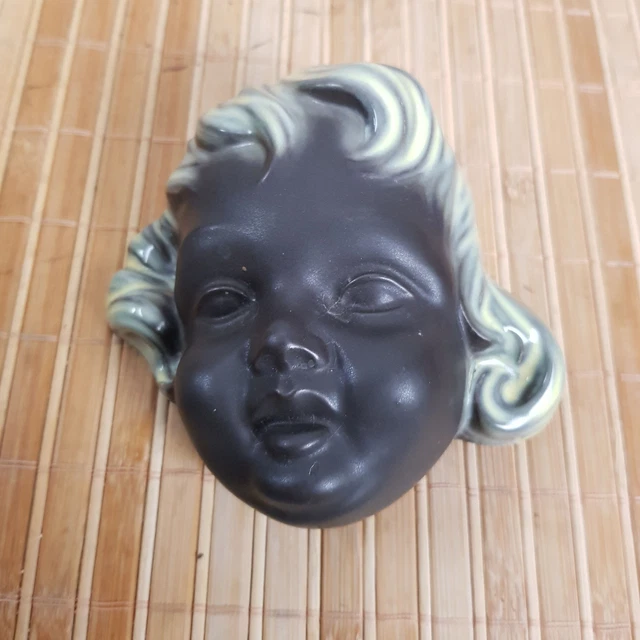 Wandmaske Keramik Mädchen Engel Putti schwarz gelb markenlos
