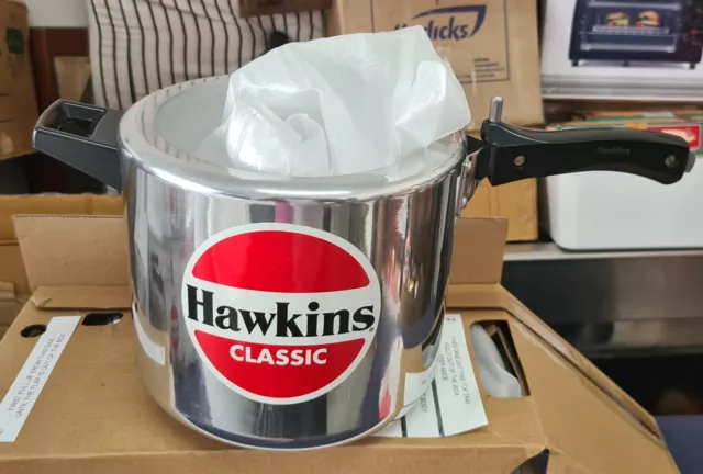 Hawkins Classic 10 Ltr Aluminum Pressure Cooker Cooking for 10-14 Persons CL10 -