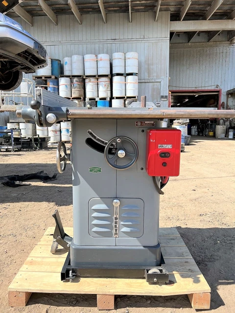 Delta Unisaw with Mobile Machine Base