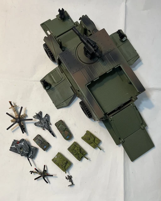 VINTAGE MICRO MACHINES Galoob Military Jets Tanks ORION JEEP CARRYCASE