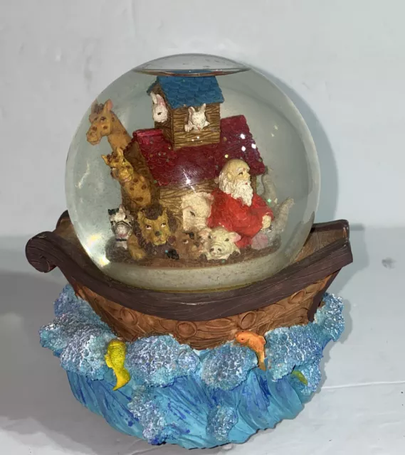 Noah's ARK Musical Water Dome Snow Globe