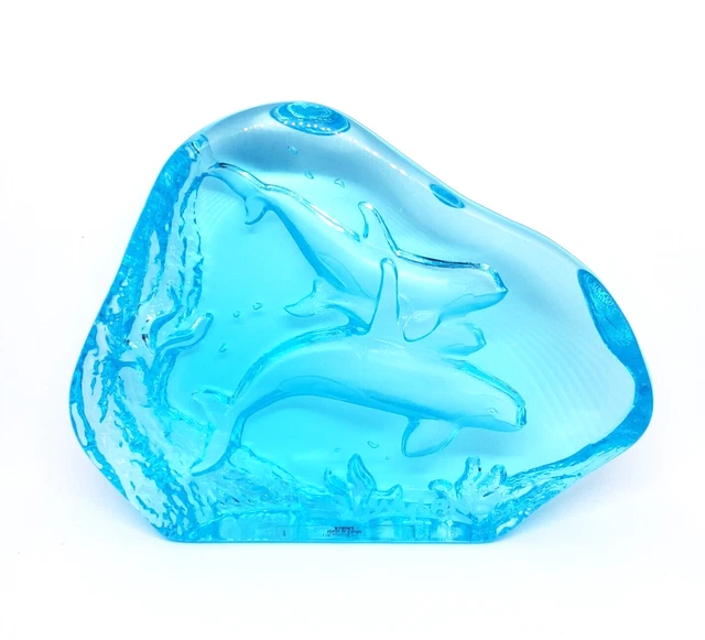 Robert Wyland Family of Orcas Blue Glass Sculpture 2002 Signed Paperweight READ Robert Wyland Family of Orcas Blue Glass Sculpture 2002 Signed Paperweight READ