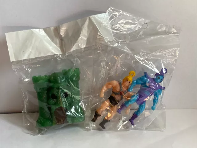 Set Of 2 He-Man Masters of the Universe MOTU MiniFigures Skeleton Bootleg Mexico