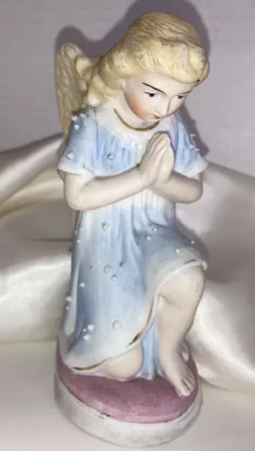 Beautiful Vintage Bisque Porcelain Praying Angel Figurine Pastel approx 5"